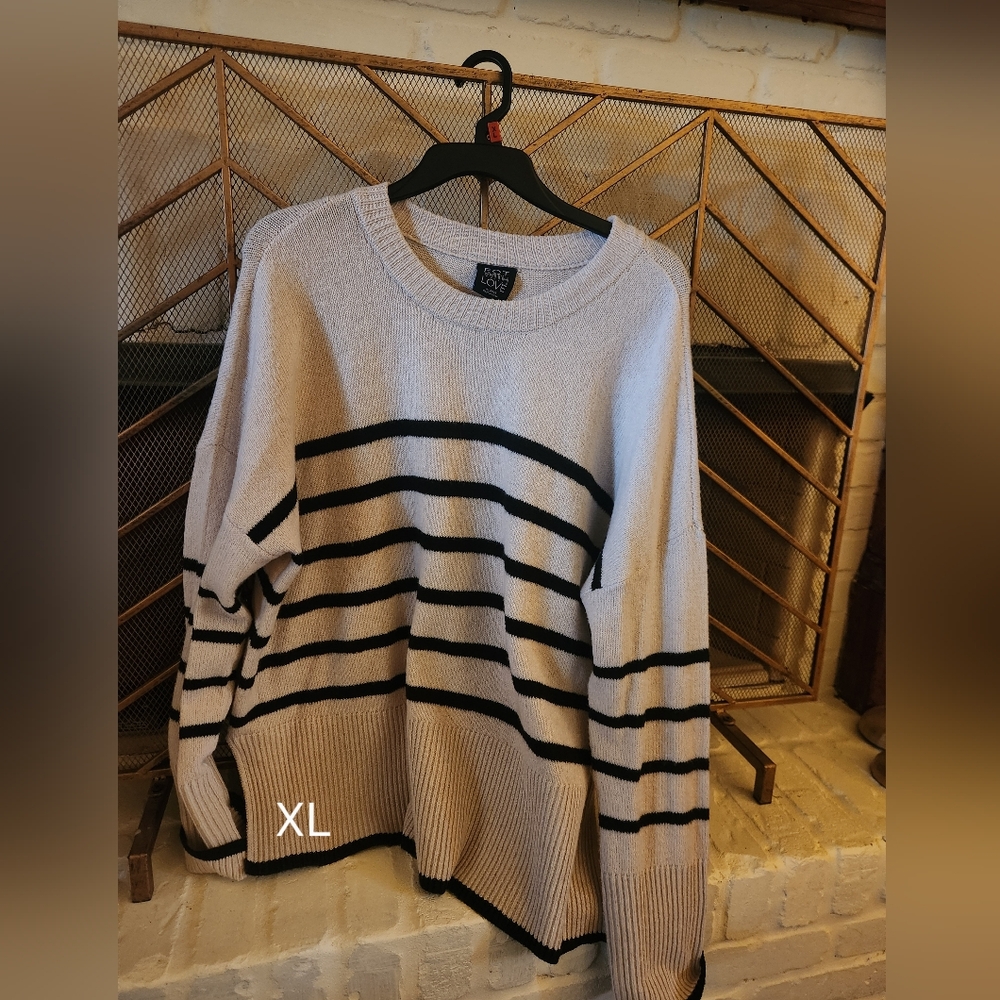 Women's Striped Sweater - Black and Cream